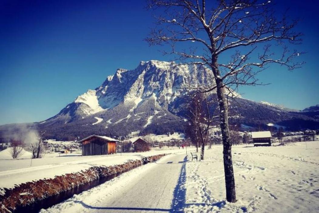 Appartement Gipfelblick- Tiroler Zugspitze Arena In Biberwier Exterior photo